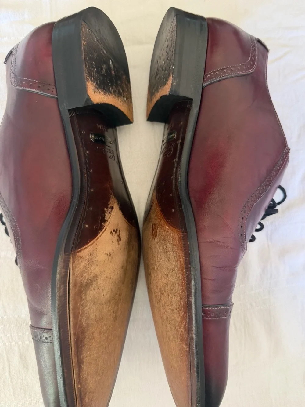 Mezlan Men’s Burgundy Leather Cap-Toe Oxfords